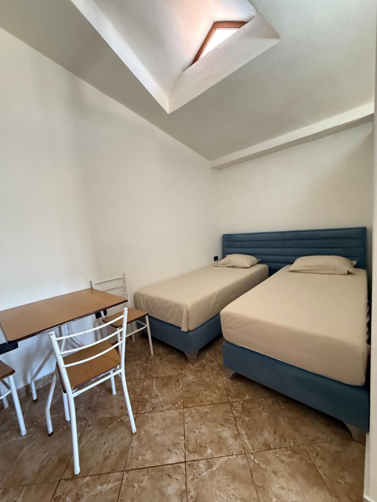 Jazoj Family hotel Orikum Kültér fotó