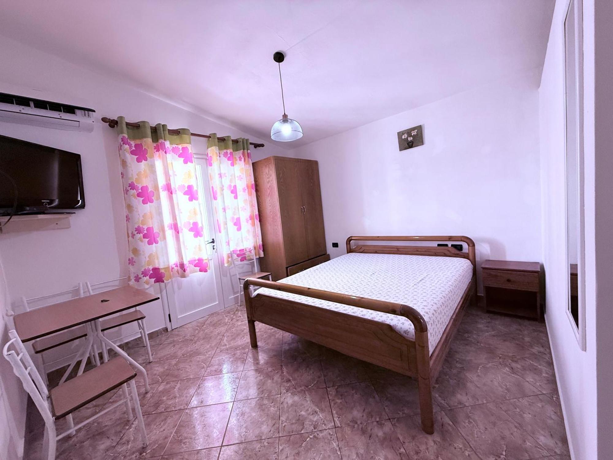 Jazoj Family hotel Orikum Kültér fotó