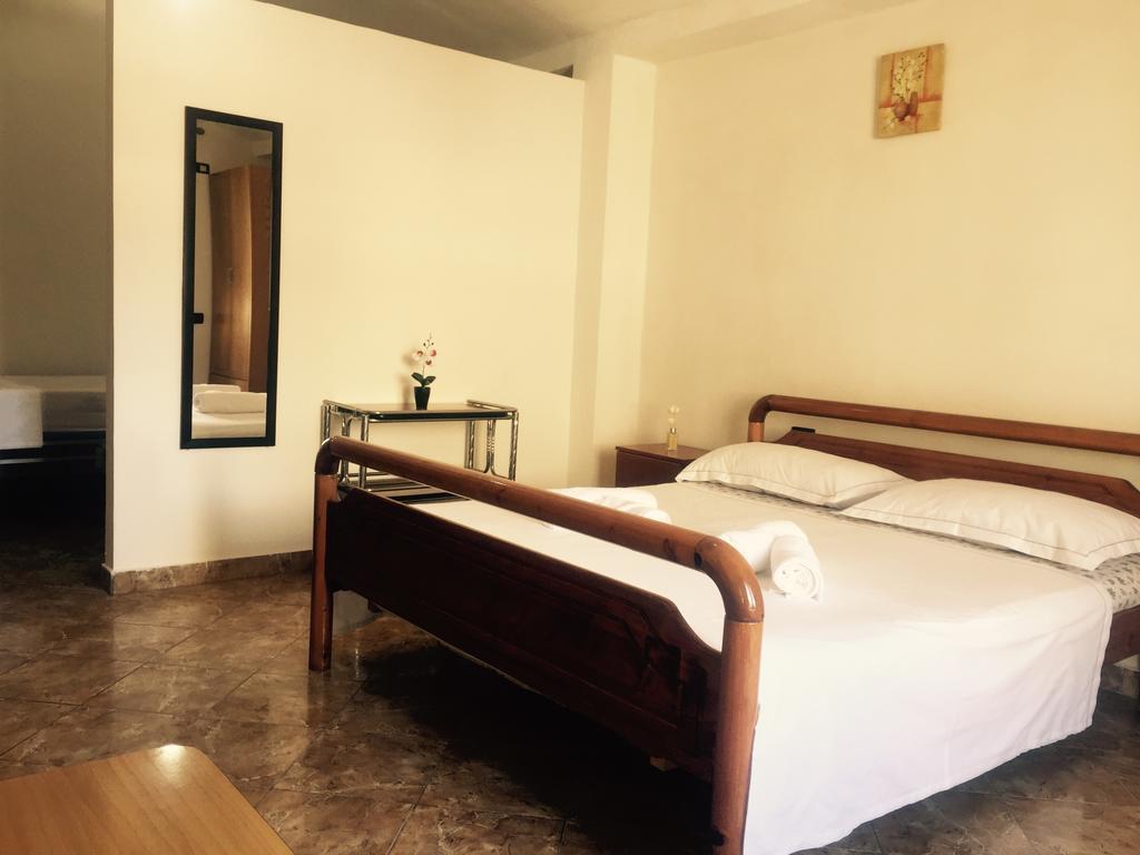 Jazoj Family hotel Orikum Kültér fotó